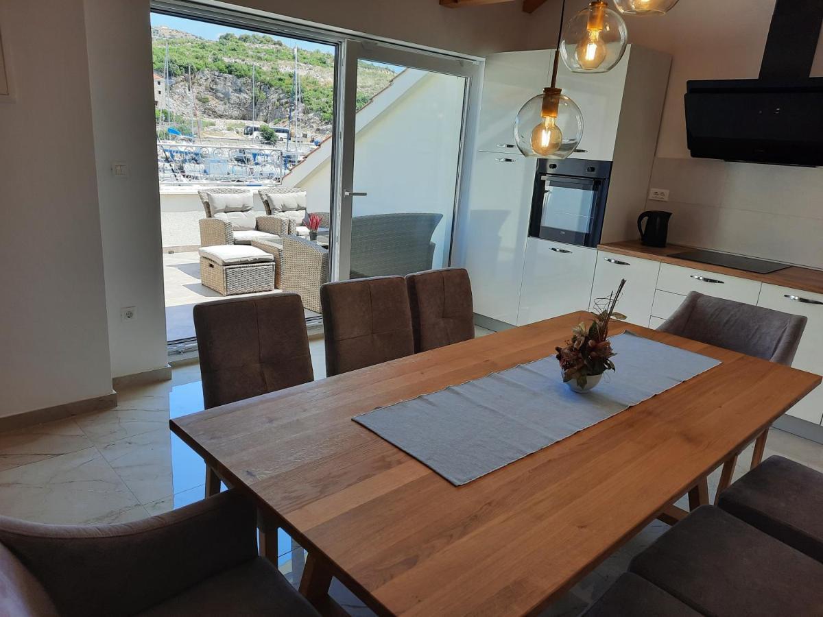 Apartmani Marta Marina Kültér fotó