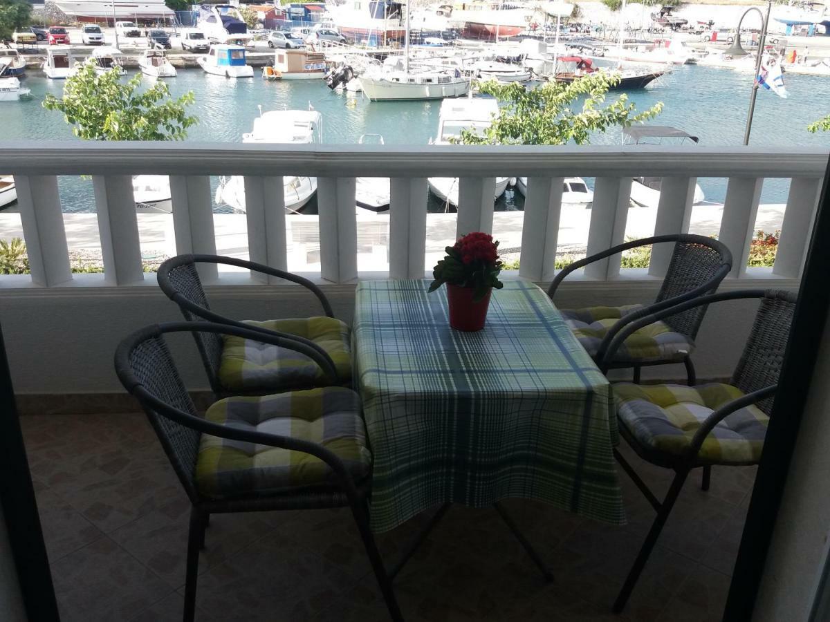 Apartmani Marta Marina Kültér fotó